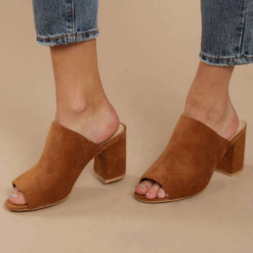 Corduroy Slip-On Heels - size 9